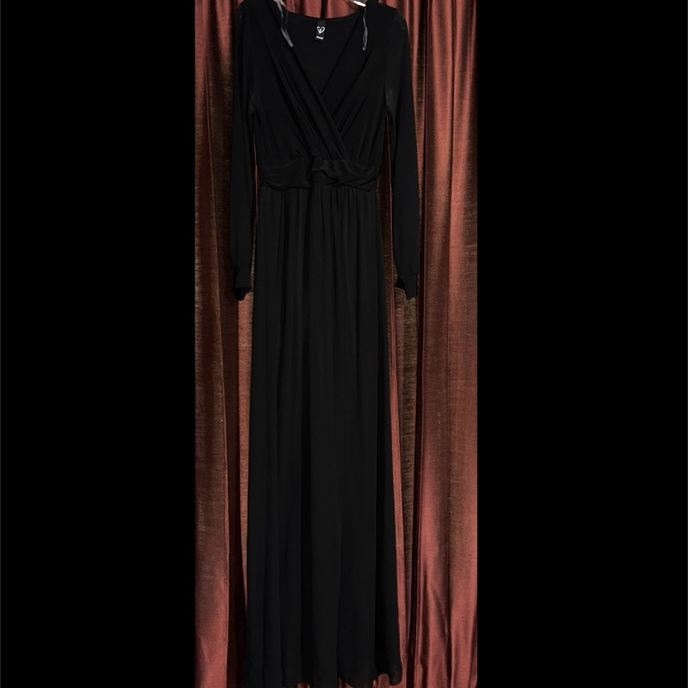 BLACK VNECK JUMPSUIT WUTH SHEER LONG SLEEVES
